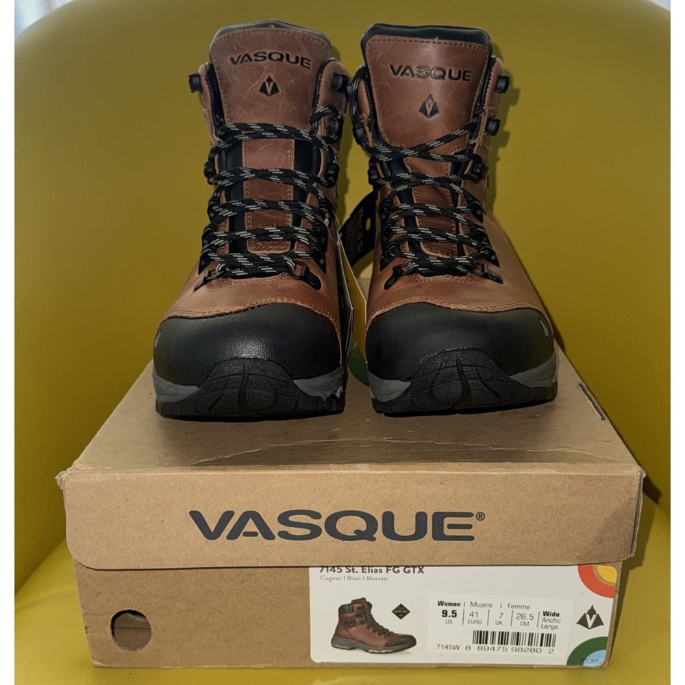 Vasque Women's 9.5w St Elias GTX Full-Grain Leather Gore-Tex 7145 Hiking Boot